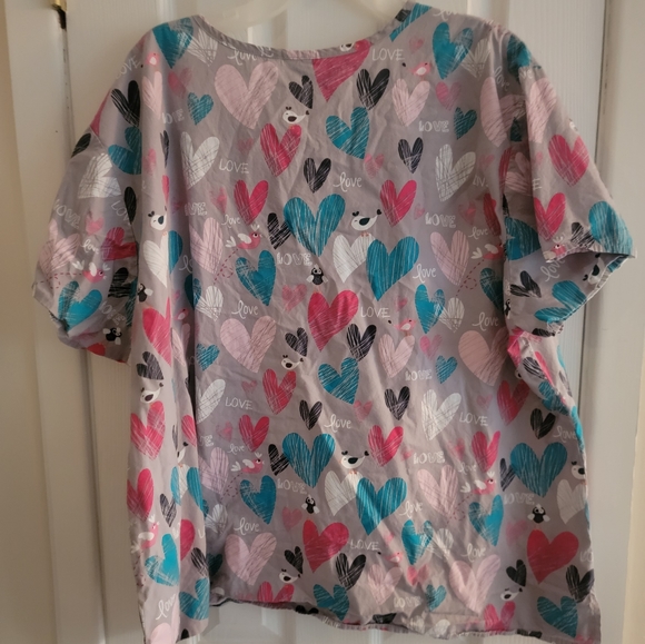 Zoe & Chloe 4XL scrubtop - Picture 3 of 4